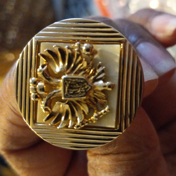 Cufflinks - Picture 3 of 3